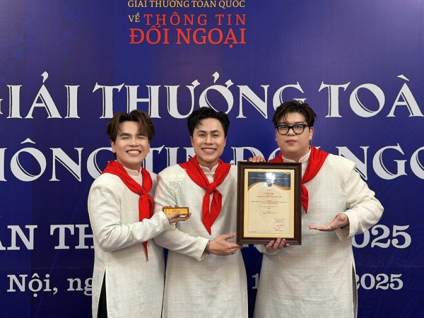 DTAP được vinh danh nhờ quảng bá Việt Nam bằng âm nhạc