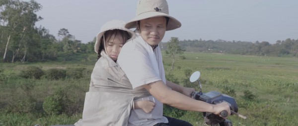 Diễn viên Hồ Quang Mẫn hóa người cha khắc khổ trong phim 