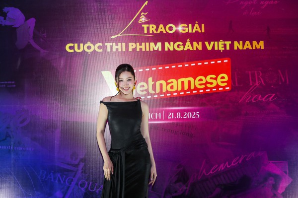 Diễn viên Thúy Ngân quyến rũ, Đinh Ngọc Diệp cá tính trên thảm đỏ Diễn viên Thúy Ngân quyến rũ, Đinh Ngọc Diệp cá tính trên thảm đỏ