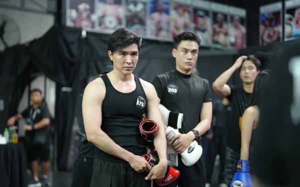 Diễn viên giữ sức hút sau phim trăm tỉ