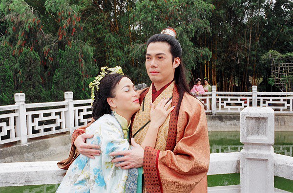 Gia đình vui vẻ - Gia đình họ Kim vào hoàng cung