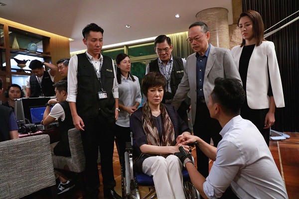 Giải quyết sư -Kẻ không thể lộ mặt