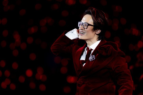 Hà Anh Tuấn trình diễn thăng hoa cùng Hương Tràm, Nguyễn Hùng trong concert 