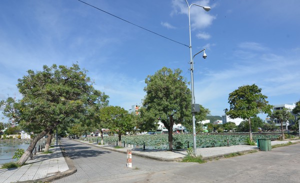 Hà Tiên thập cảnh: Chuyện ly kỳ ở núi Bình San Hà Tiên thập cảnh: Chuyện ly kỳ ở núi Bình San