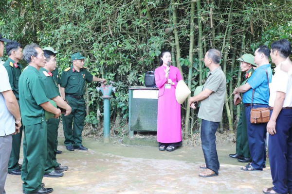Học Bác từ những câu chuyện nhỏ Học Bác từ những câu chuyện nhỏ
