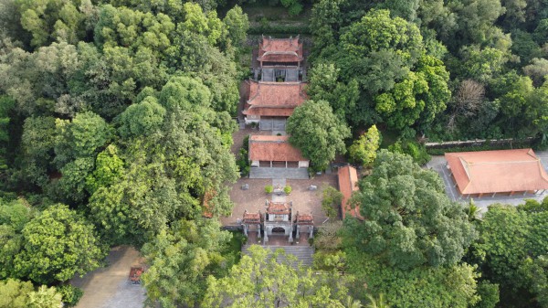 Khai hội đền Bà Triệu