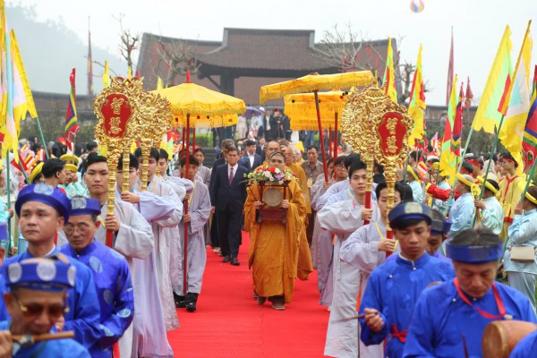 Khai hội xuân Yên Tử