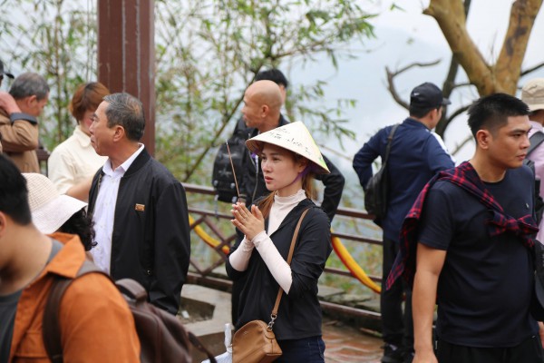 Khai hội xuân Yên Tử