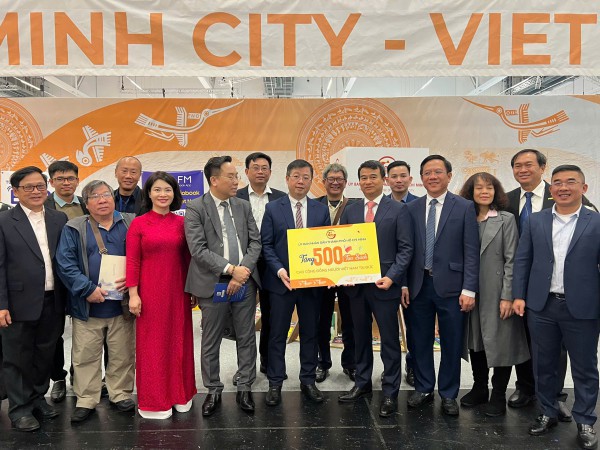 Khai trương gian hàng sách TP.HCM tại Hội sách Frankfurt 2024