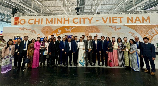 Khai trương gian hàng sách TP.HCM tại Hội sách Frankfurt 2024