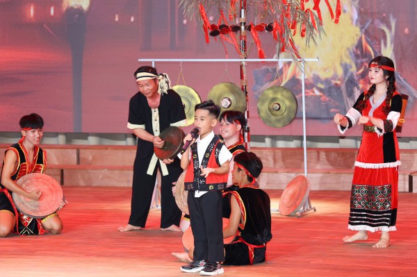 Khánh Hòa ươm mầm tài năng MC nhí Khánh Hòa ươm mầm tài năng MC nhí