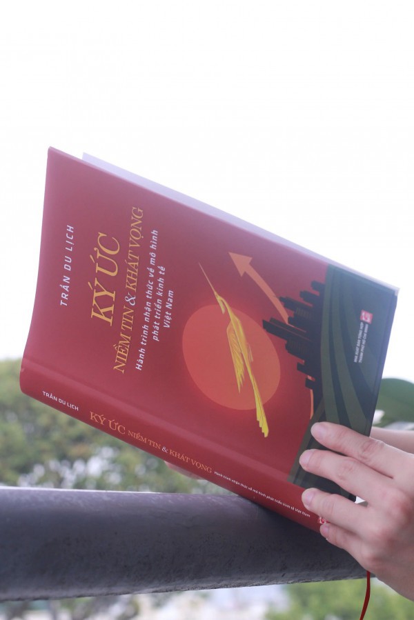 ”Ký ức - Niềm tin và khát vọng”: Hành trình bất diệt của niềm tin