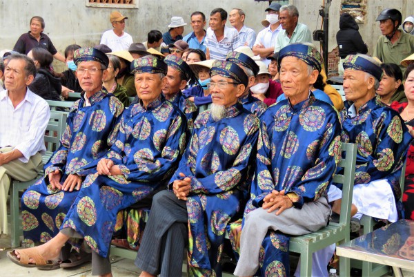 Lễ hội Vía Bà tưởng nhớ bà đỡ được vua Tự Đức ban sắc