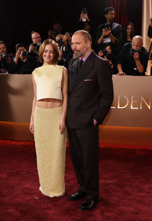 Lisa, Jennifer Lawrence gợi cảm trên thảm đỏ Quả cầu vàng 2026