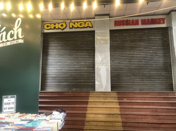 Lý do chợ Nga tại trung tâm Sài Gòn chưa hoạt động Lý do chợ Nga tại trung tâm Sài Gòn chưa hoạt động