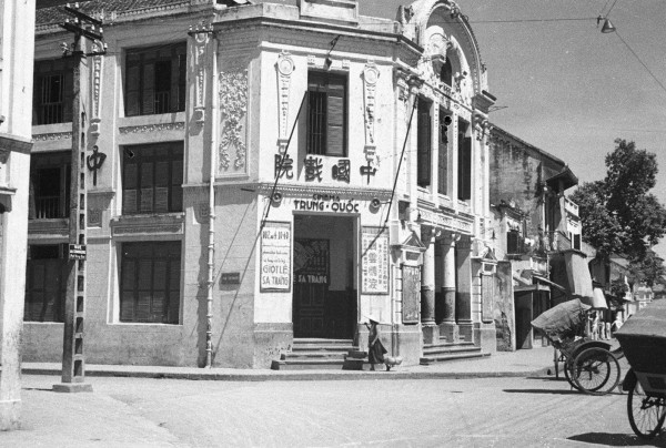 Mơ tour nhà hát ở Hà Nội Mơ tour nhà hát ở Hà Nội