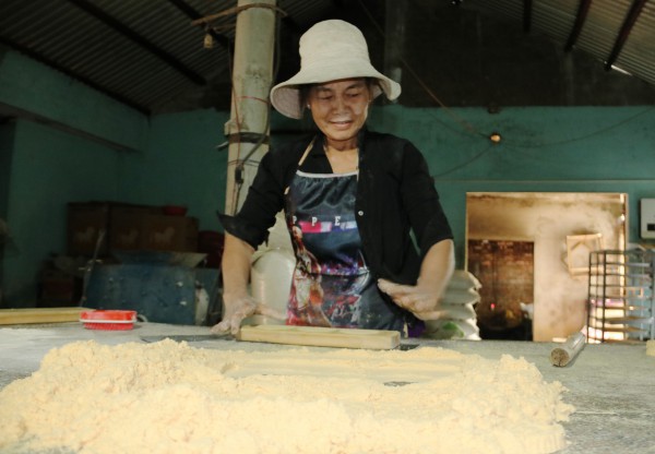 Mùa bánh in bên sông Ly Ly