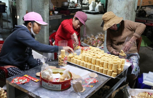 Mùa bánh in bên sông Ly Ly