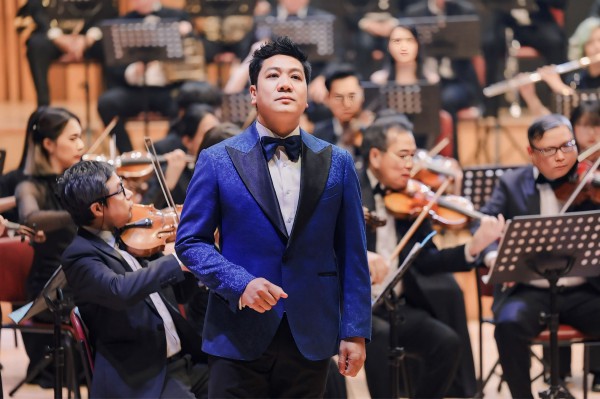 NSND Quốc Hưng nói về màn kết hợp cùng NSND Tạ Minh Tâm tại lễ diễu binh NSND Quốc Hưng nói về màn kết hợp cùng NSND Tạ Minh Tâm tại lễ diễu binh