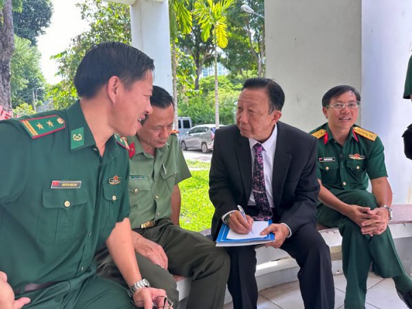 NSND Thế Hiển NSND Thế Hiển