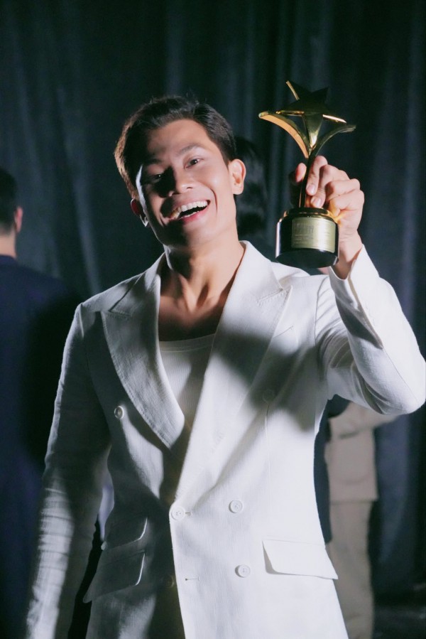 Nam diễn viên giành 3 giải thưởng lớn năm 2025 là ai?