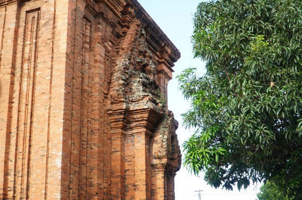 Ngắm tháp Chăm ngàn năm tuổi, cổ nhất ở Gia Lai
