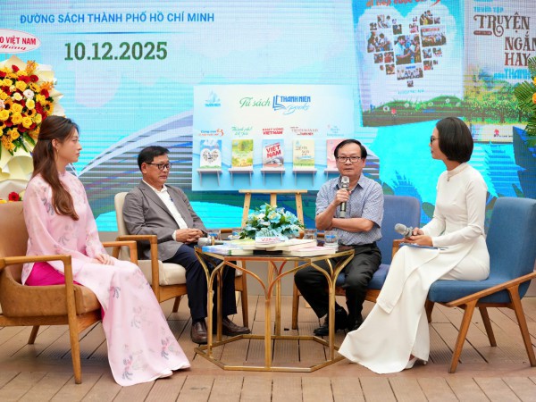 Nguyễn Nhật Ánh: Mỗi phụ huynh, thầy cô cũng nên là một đại sứ văn hóa đọc