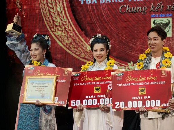 Nguyễn Thị Hồng Toán đoạt Quán quân 