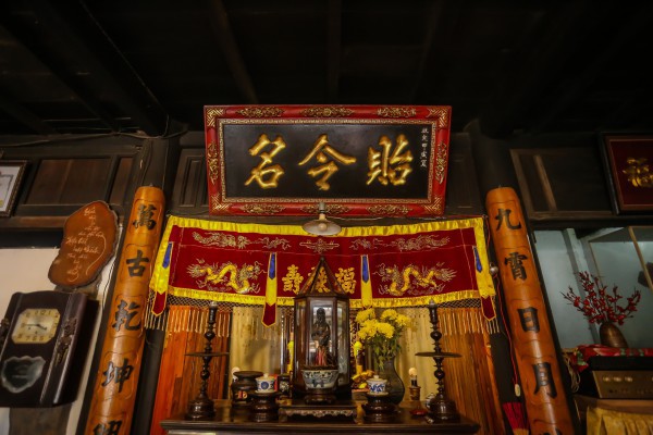 Nhà rường 2 tầng giữa phố cổ Bao Vinh: Dấu ấn giới thượng lưu xưa