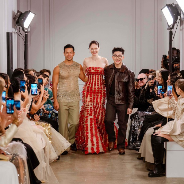 Nhà thiết kế Việt tỏa sáng tại Tuần lễ thời trang cao cấp Paris