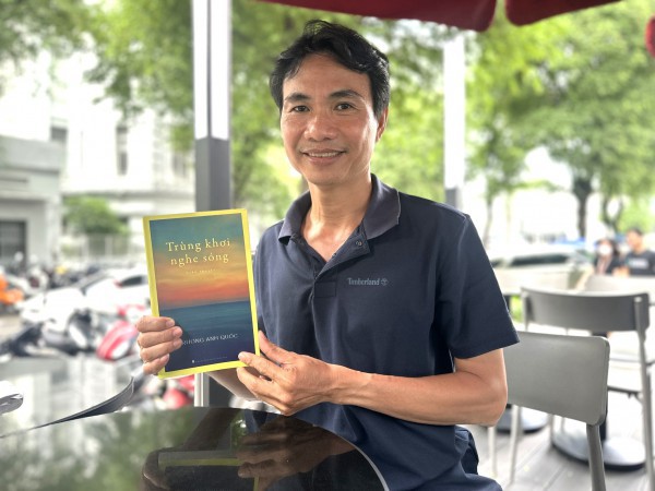 Nhà văn Trương Anh Quốc nhận giải thưởng Hội Nhà văn TP.HCM với 