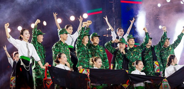 Những câu chuyện nhạc đỏ: Ca khúc cách mạng khoác chiếc áo mới Những câu chuyện nhạc đỏ: Ca khúc cách mạng khoác chiếc áo mới