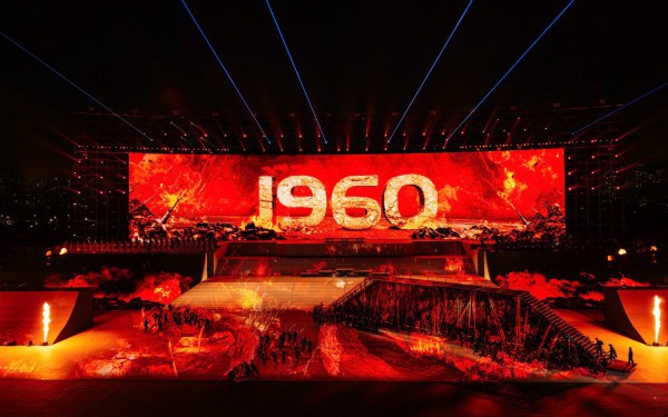 Những hình ảnh hoành tráng của chương trình nghệ thuật đặc biệt thu hút 20 ngàn khán giả