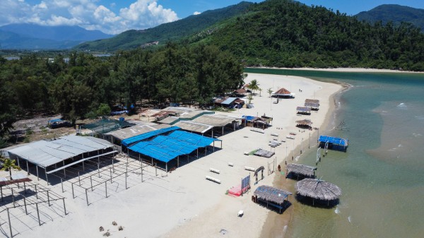 Những ngôi làng tuyệt đẹp ven biển: Cảnh Dương sơn thủy hữu tình... Những ngôi làng tuyệt đẹp ven biển: Cảnh Dương sơn thủy hữu tình...