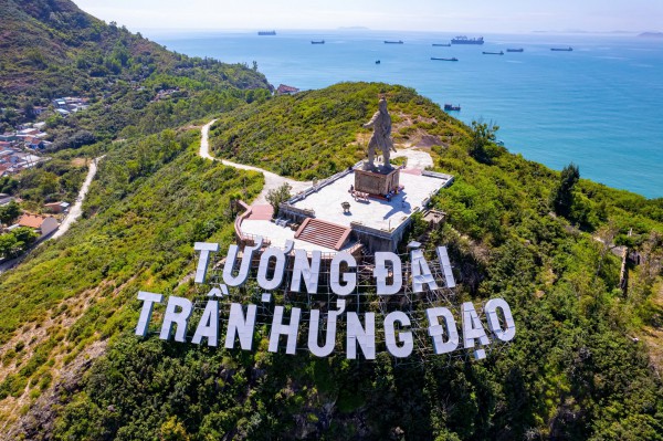 Những ngôi làng tuyệt đẹp ven biển: Lặng lẽ Hải Minh Những ngôi làng tuyệt đẹp ven biển: Lặng lẽ Hải Minh
