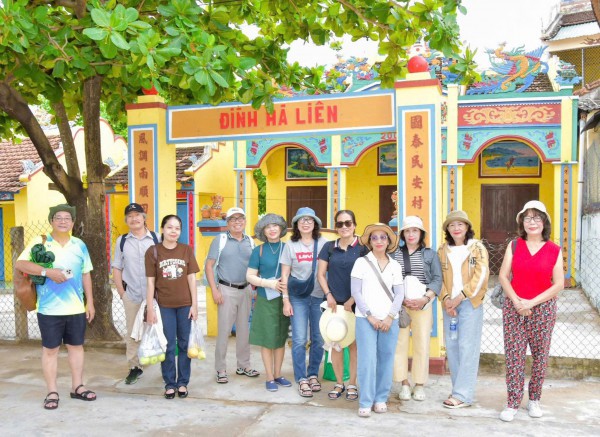 Những ngôi làng tuyệt đẹp ven biển: Những ngôi làng tuyệt đẹp ven biển: