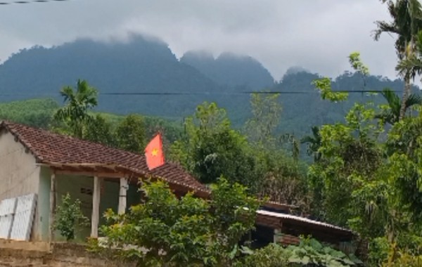 Những tuyệt tác thiên nhiên: Núi Răng Cưa - đỉnh thiêng của người Kor Những tuyệt tác thiên nhiên: Núi Răng Cưa - đỉnh thiêng của người Kor