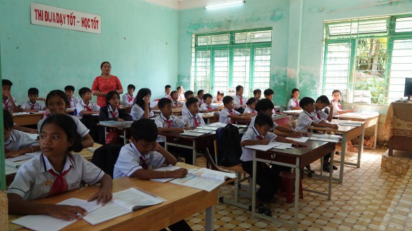 Những tuyệt tác thiên nhiên: Núi Răng Cưa - đỉnh thiêng của người Kor Những tuyệt tác thiên nhiên: Núi Răng Cưa - đỉnh thiêng của người Kor