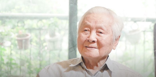 Phim tài liệu ‘Những mái tóc dài trong lửa đạn’ – Những cô gái ở ngay vòng sau của tuyến lửa