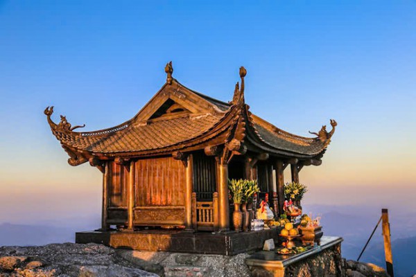 Quần thể Yên Tử - Vĩnh Nghiêm - Côn Sơn, Kiếp Bạc thành di sản UNESCO Quần thể Yên Tử - Vĩnh Nghiêm - Côn Sơn, Kiếp Bạc thành di sản UNESCO