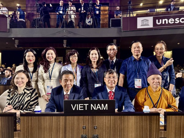 Quần thể Yên Tử - Vĩnh Nghiêm - Côn Sơn, Kiếp Bạc thành di sản UNESCO Quần thể Yên Tử - Vĩnh Nghiêm - Côn Sơn, Kiếp Bạc thành di sản UNESCO