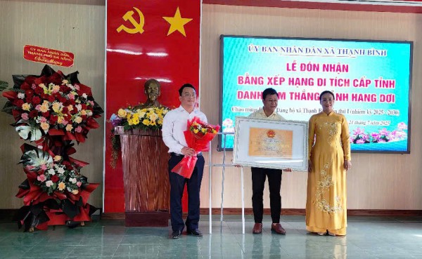 Quần thể hang Dơi hàng trăm triệu năm vừa được vinh danh có gì đặc biệt? Quần thể hang Dơi hàng trăm triệu năm vừa được vinh danh có gì đặc biệt?