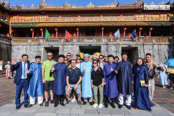 Tái hiện lễ Ban sóc triều Nguyễn, khởi động Festival Huế 2026