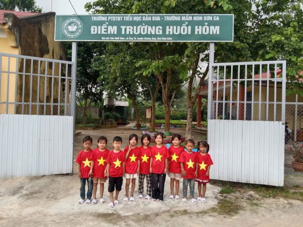 Tấm lòng vàng của thầy giáo vùng cao