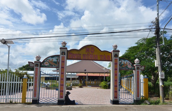 Thất sơn huyền bí: Huyền thoại cá sấu 5 chèo Thất sơn huyền bí: Huyền thoại cá sấu 5 chèo