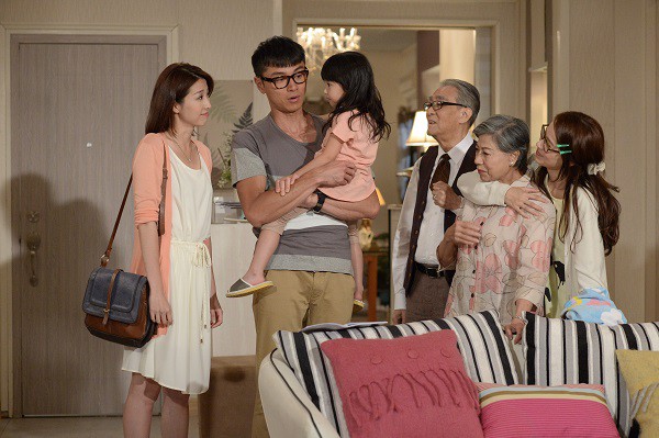 Thông điệp tình yêu: Khi người phụ nữ học cách yêu lại sau tổn thương