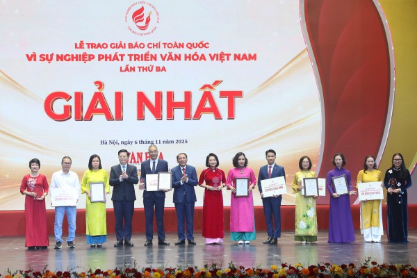 Trao giải Báo chí toàn quốc 