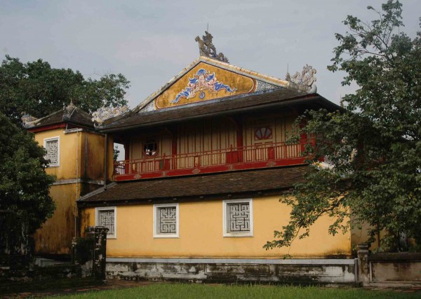 Triều Nguyễn một góc nhìn khác: Hé lộ chuyện hậu cung