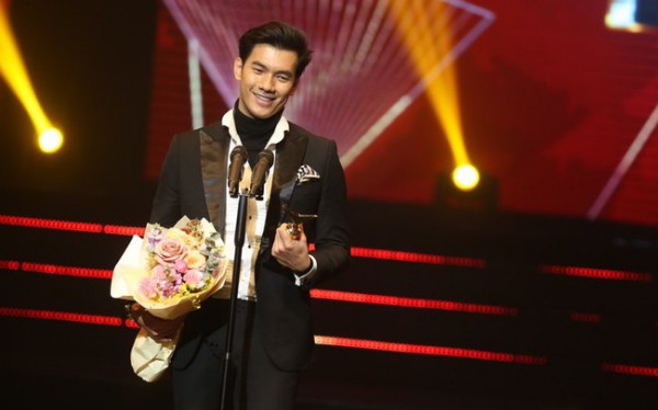 VTV Awards 2023: Nhan Phúc Vinh lần đầu thắng giải Diễn viên nam ấn tượng