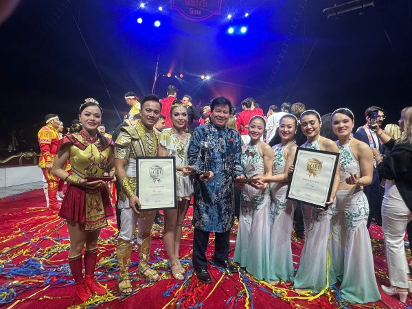 Xiếc Việt giành 3 giải thưởng tại Tây Ban Nha